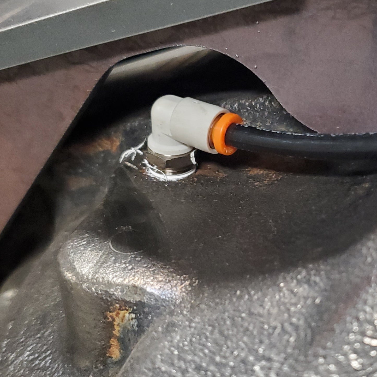 Axle Vent Fitting