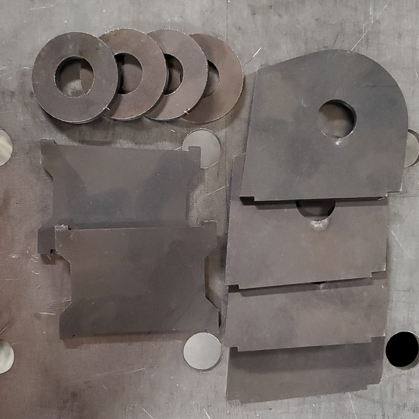 Upper Link Mounts