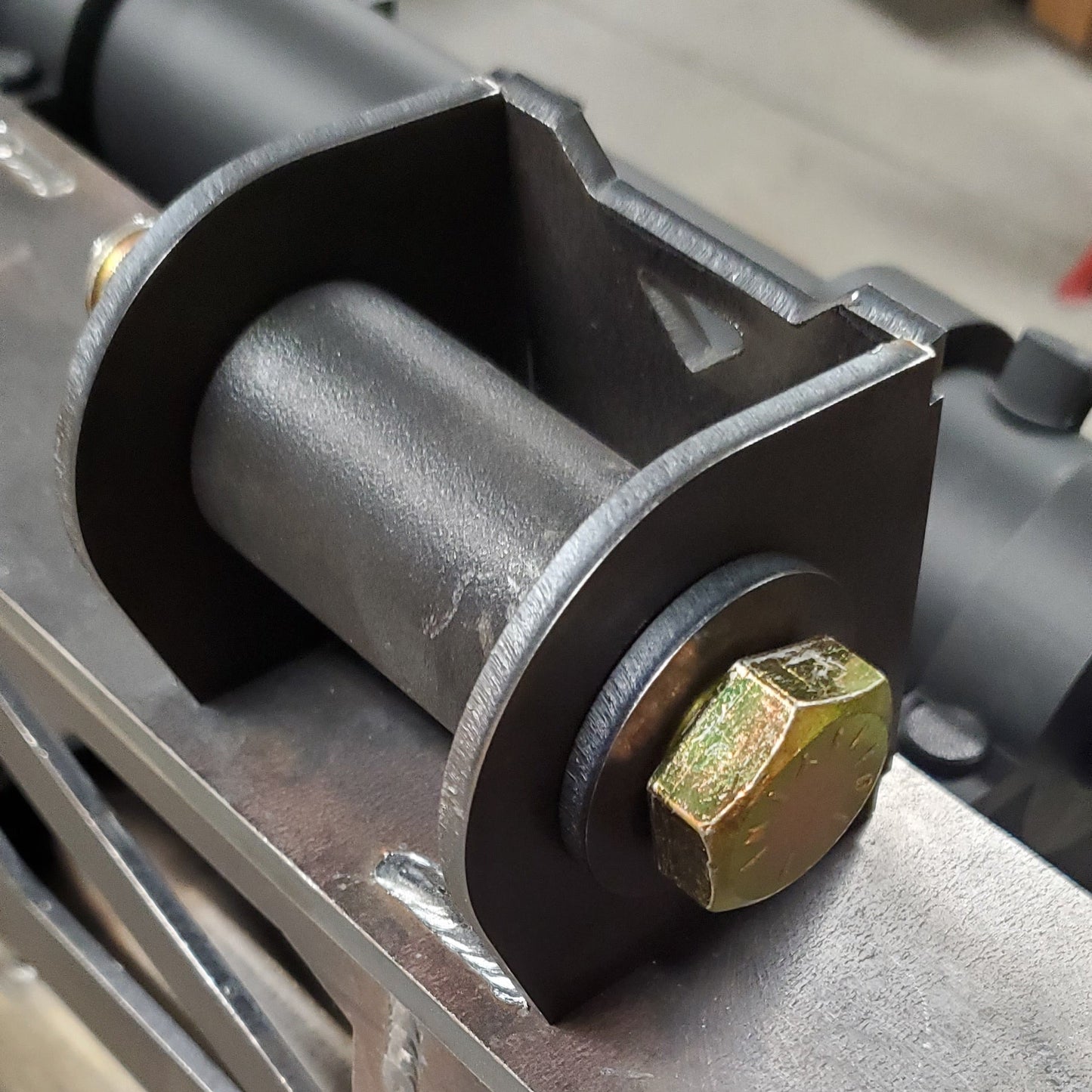 Upper Link Mounts